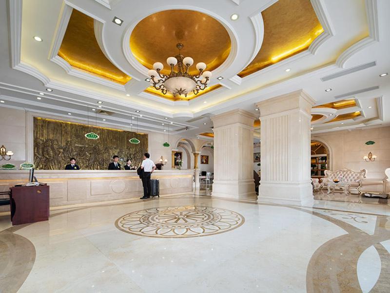Vienna Hotel Shiyan Guangming Road شينزين المظهر الخارجي الصورة