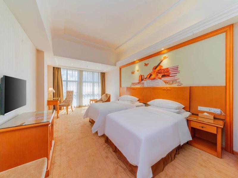 Vienna Hotel Shiyan Guangming Road شينزين المظهر الخارجي الصورة
