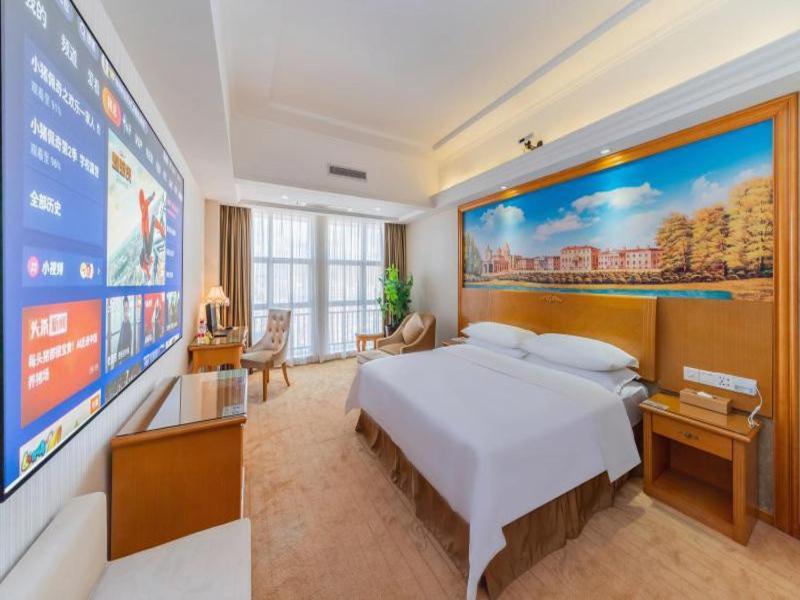 Vienna Hotel Shiyan Guangming Road شينزين المظهر الخارجي الصورة