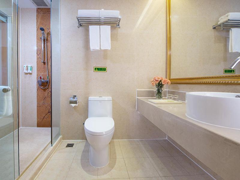 Vienna Hotel Shiyan Guangming Road شينزين المظهر الخارجي الصورة