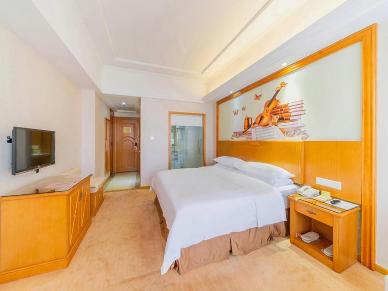 Vienna Hotel Shiyan Guangming Road شينزين المظهر الخارجي الصورة